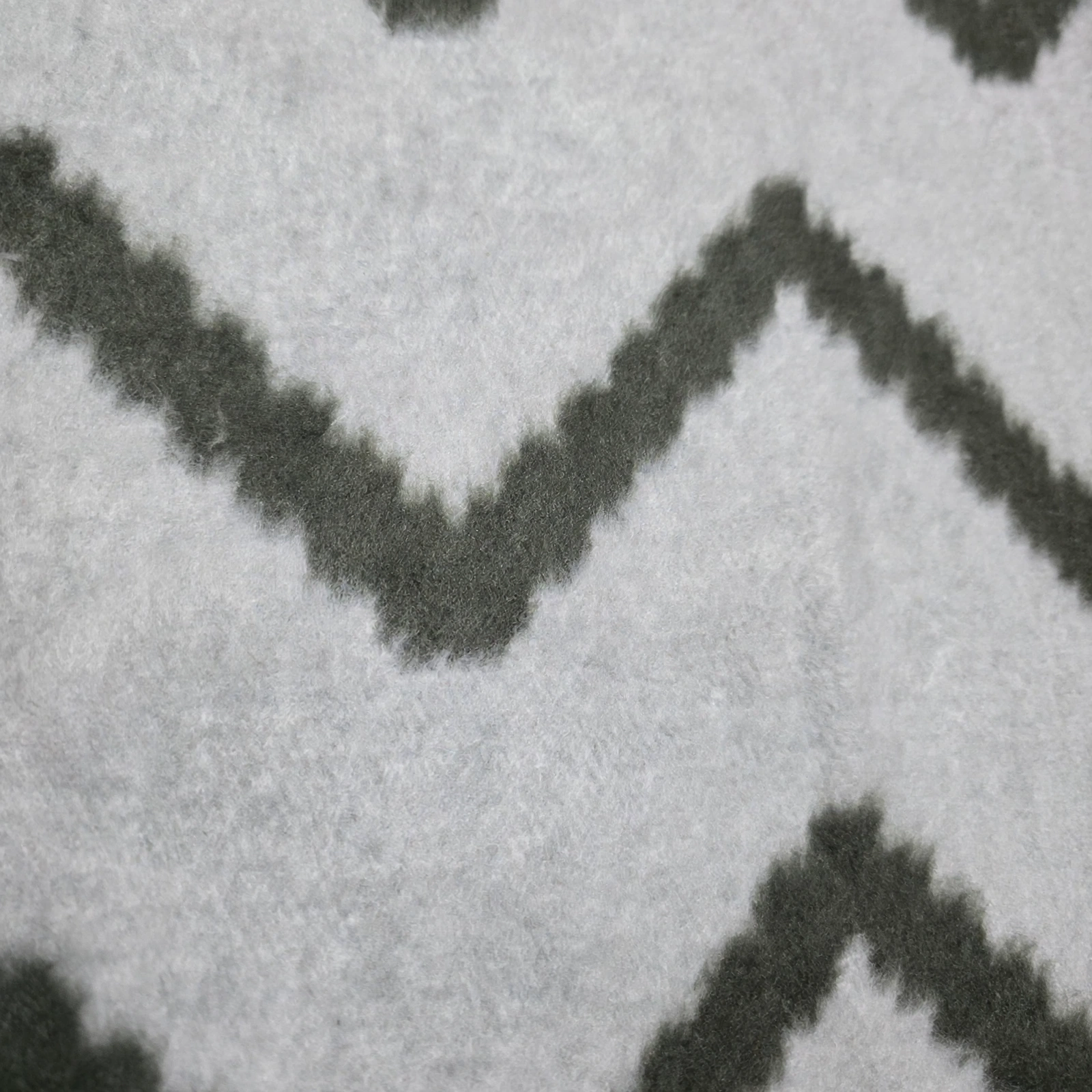 Détail de Couverture Polaire Double Face Zigzag Vert Kaki Blanc